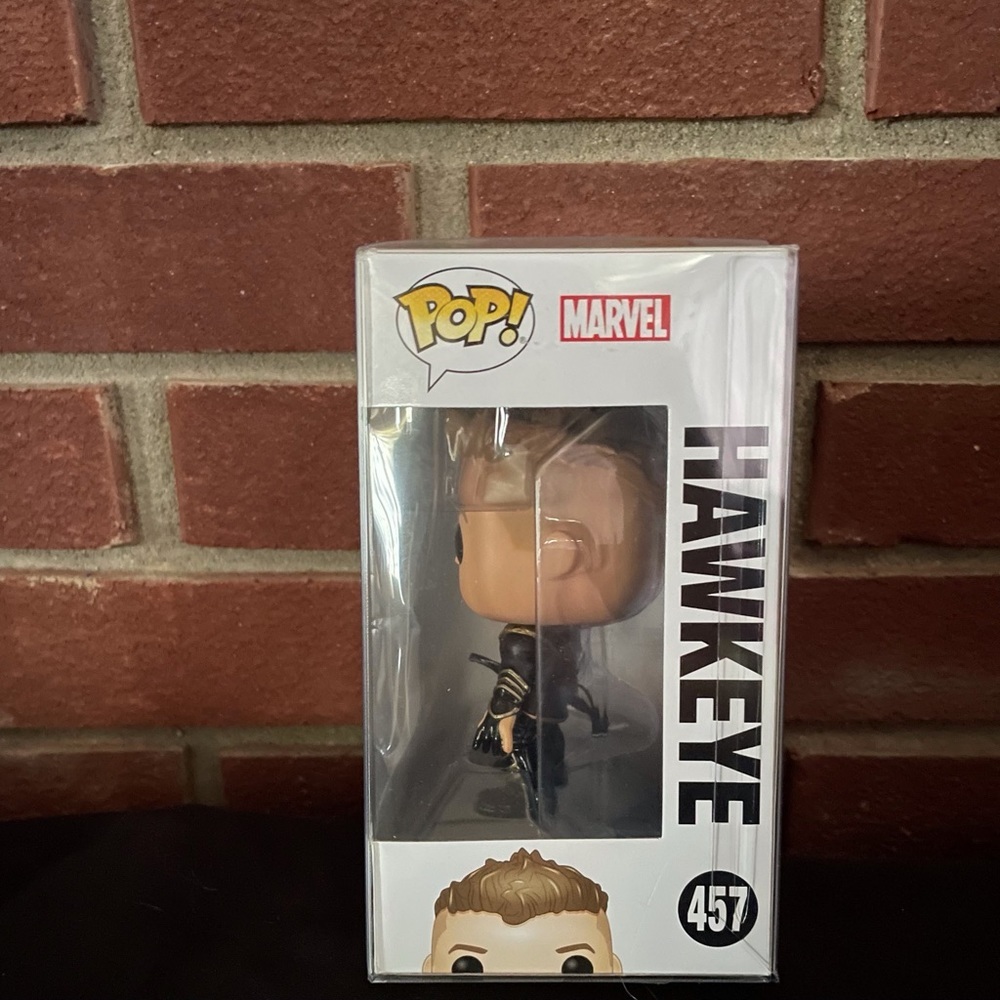 Funko Pop Marvel Avengers Hawkeye #457 - Picture 3 of 7
